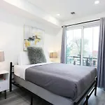 Charming Capitol Hill Home With Stunning Views!