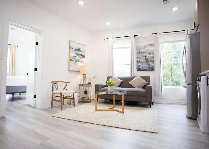 Charming Capitol Hill Home With Stunning Views!